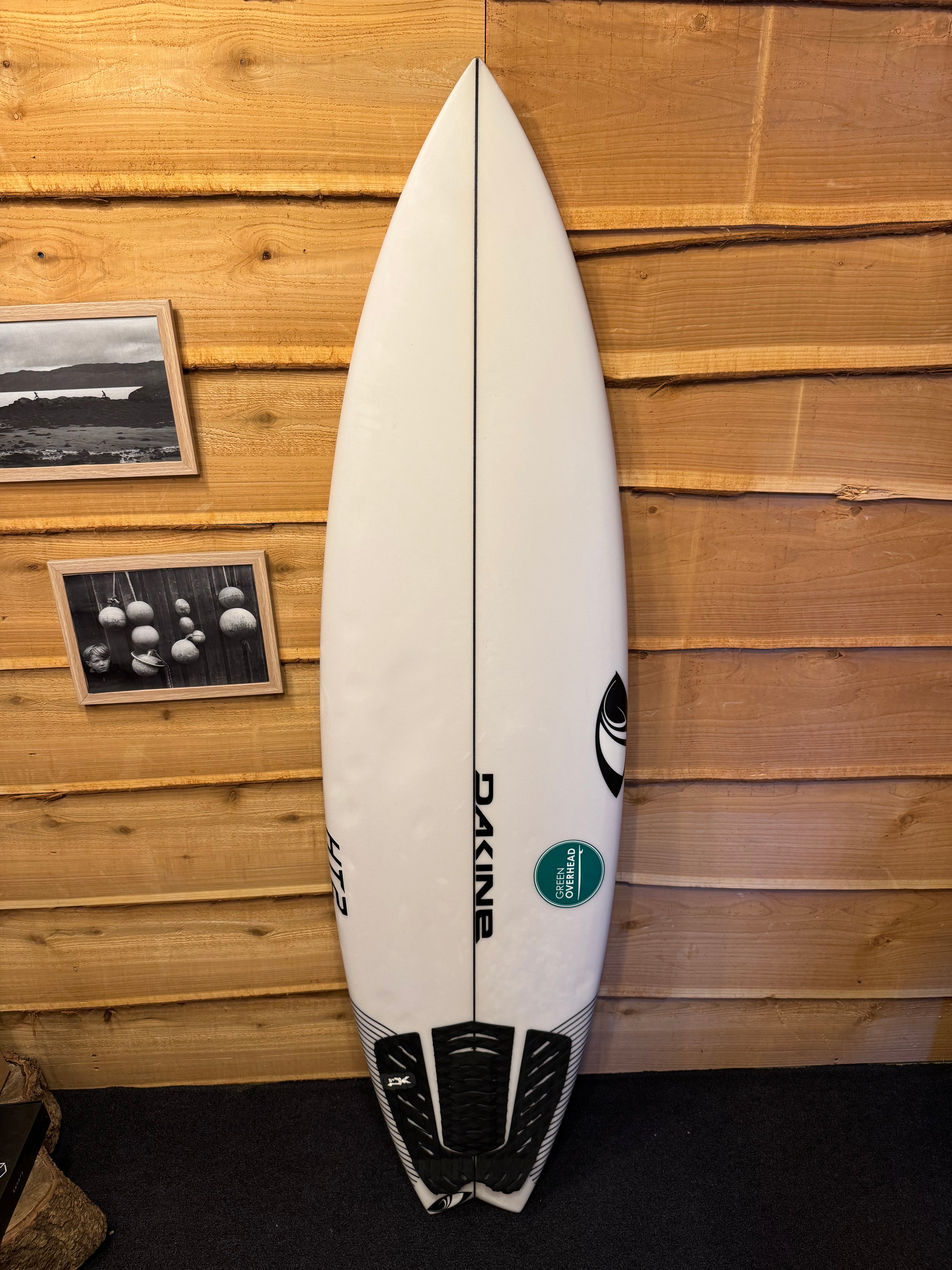 Ex-Demo Sharp Eye HT2 Surfboard - 5'11"