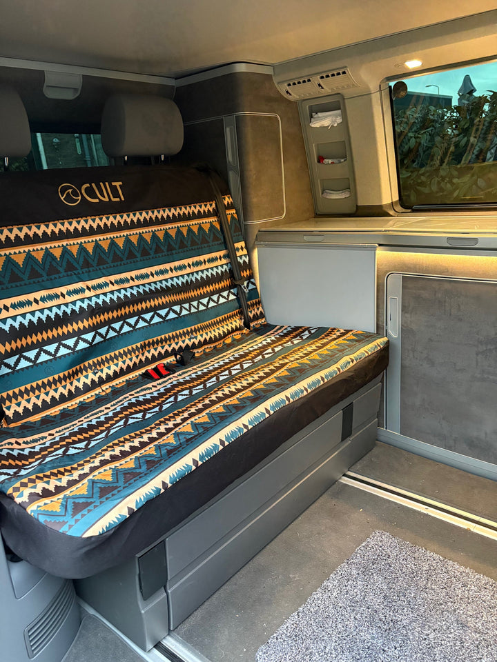 California / Rock &amp; Roll bed | Double Back Seat Cover | Aztec Black &amp; White