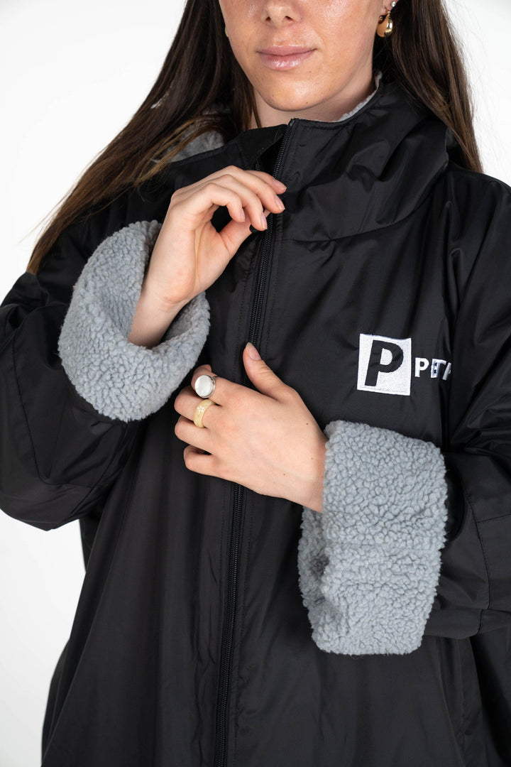 Waterproof Changing Robe | Black
