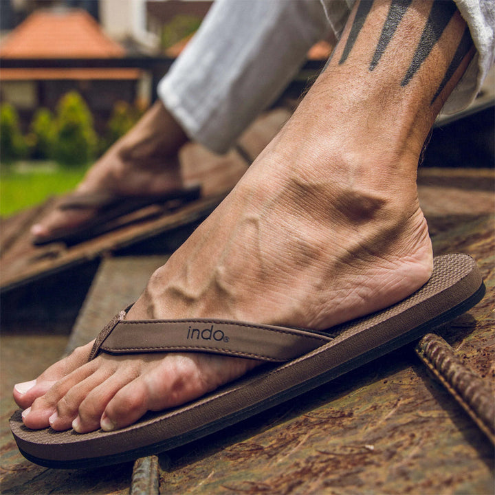 Indosole - Mens Flip Flops - ESSNTLS - Soil