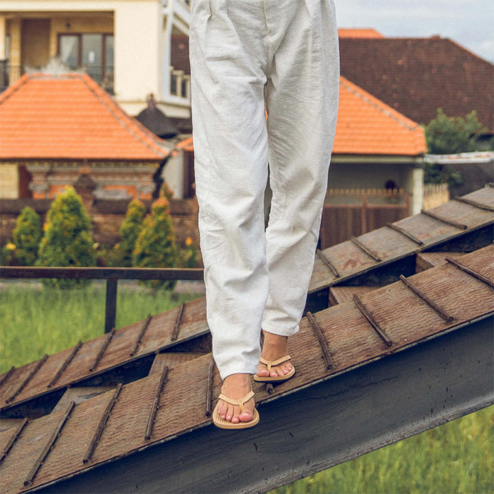 Indosole - Womens Flip Flops - ESSNTLS - Soil Light