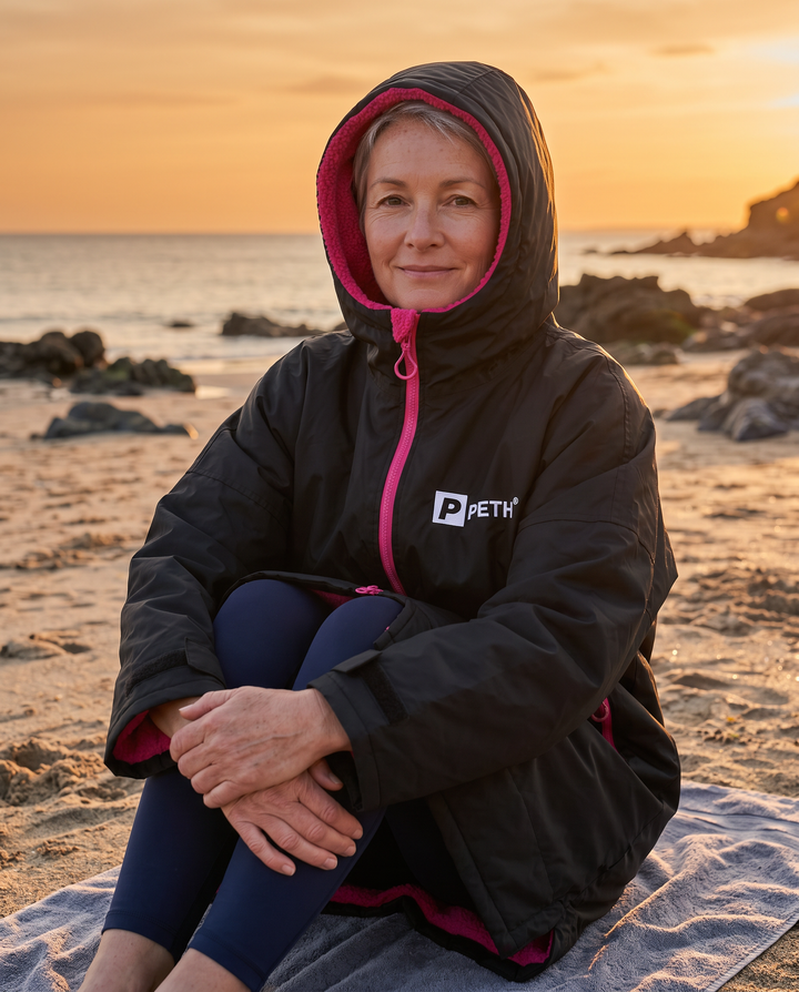 Waterproof Changing Robe | Black/Pink