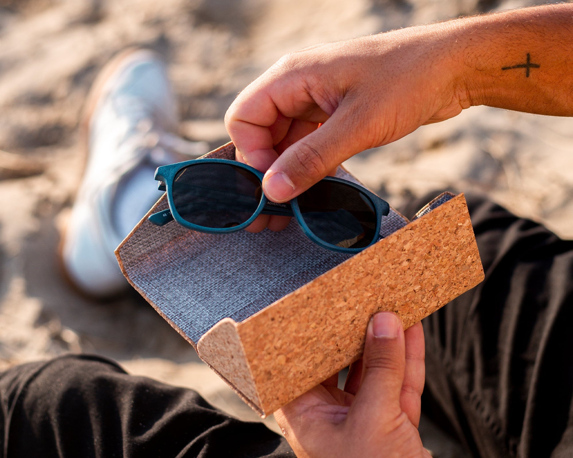 Waterhaul Kynance Polarised Sunglasses - Navy