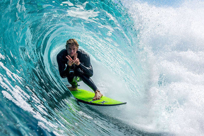 Futures John John Florence Techflex Tri Fin Set Black / Neon Blue - Small-Futures John John Florence Techflex Tri Fin Set Black / Neon Blue - Small-Green Overhead