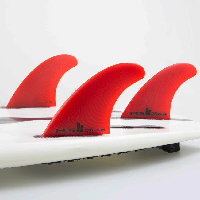 FCS II Accelerator Neo Glass Red Tri Set